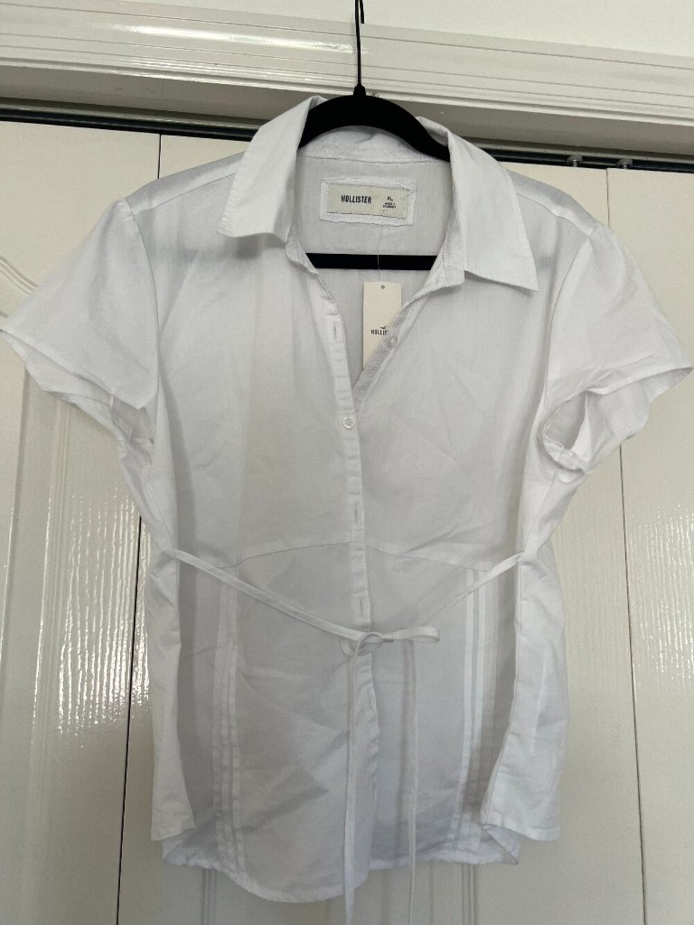 NWT- Hollister blouse